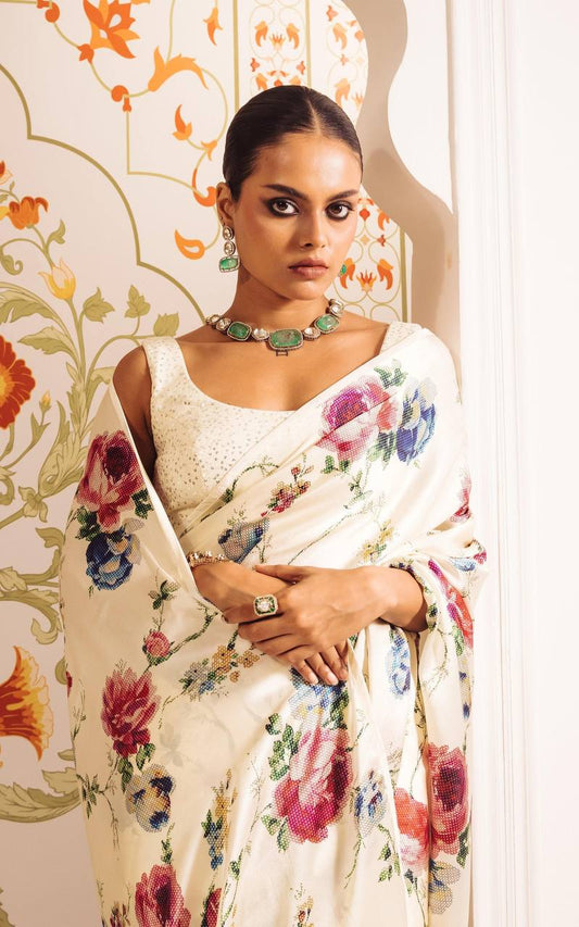 Ivory Floral Printed Saree with Elegant Soft Fabric Premium Party Wear & Designer Ethnic Saree for Women