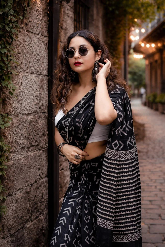Black Geometric Printed Cotton Saree with Running Blouse