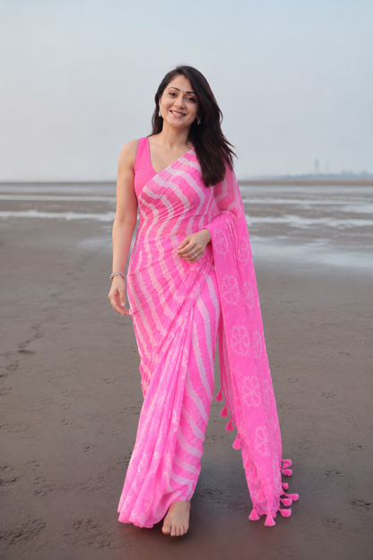 Pink Leheriya Chiffon Saree with Bandhani Pallu