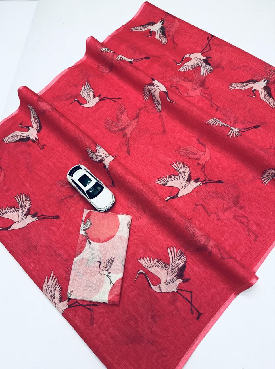 Fuchsia Pink Linen Crane Print Saree