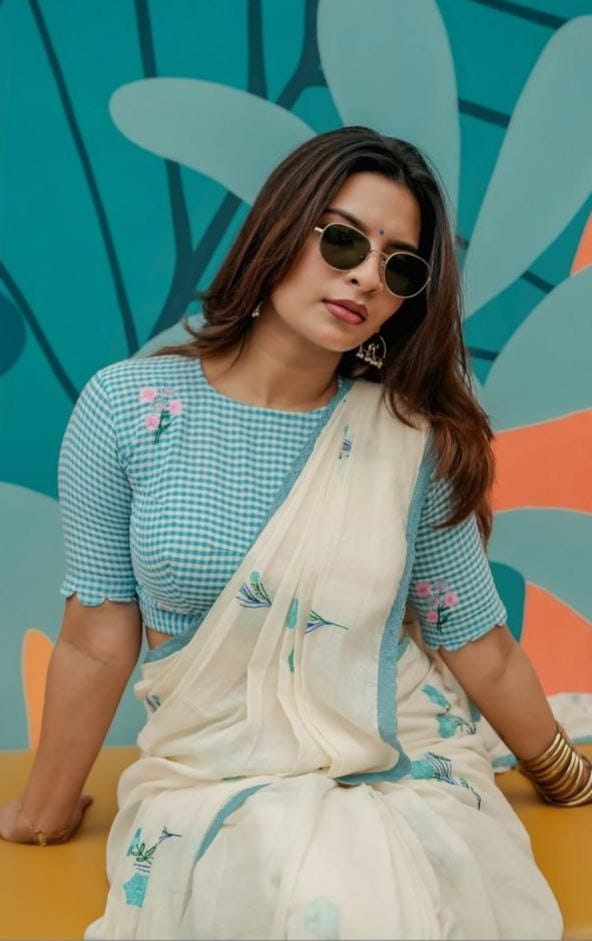 Off White Sky Blue Floral Linen Saree with Contrast Border