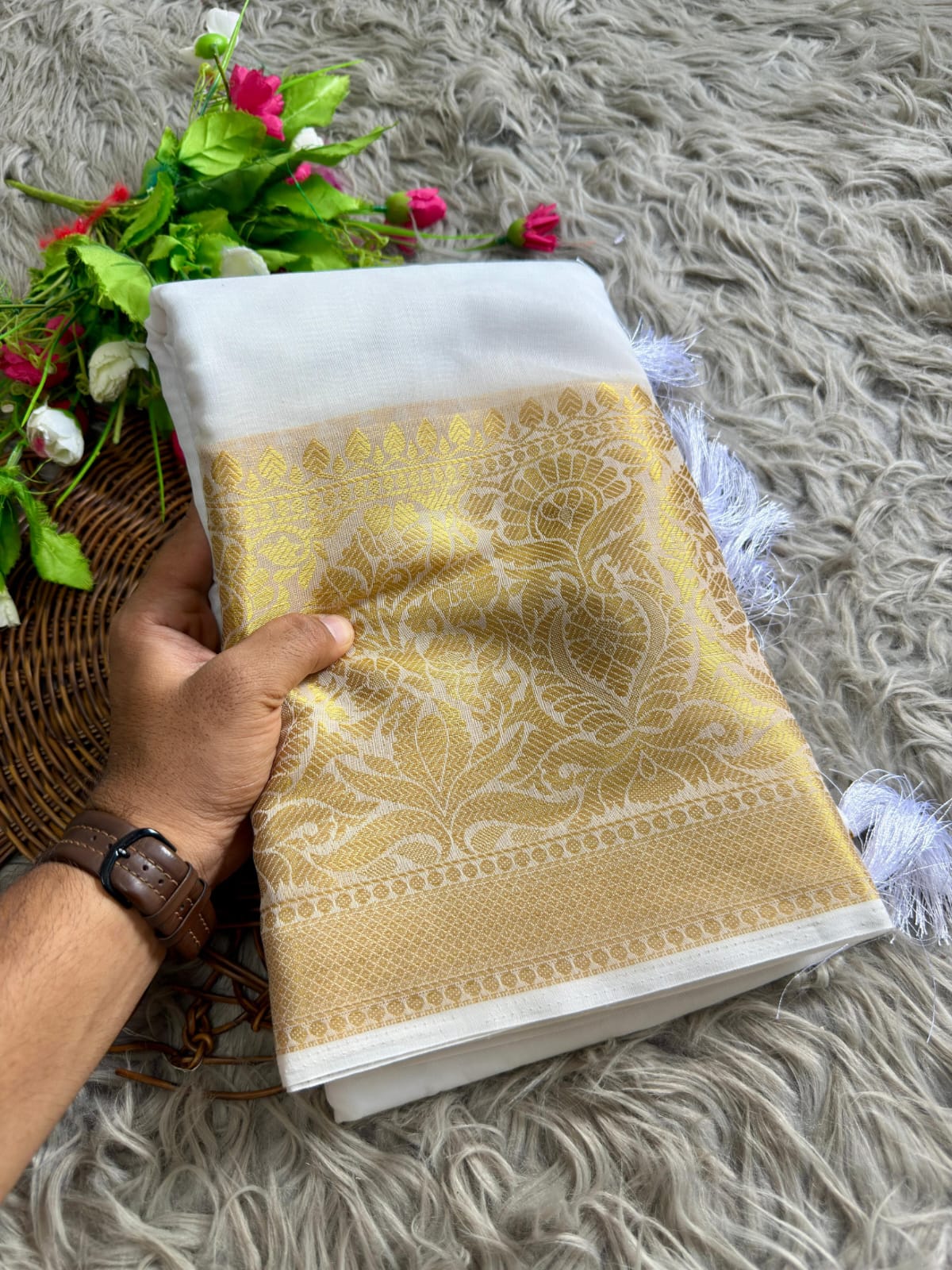 Onam White Linen Saree with Golden Border
