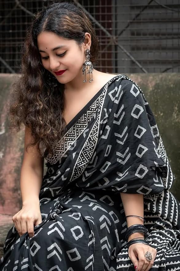 Black Geometric Print Linen Cotton Saree