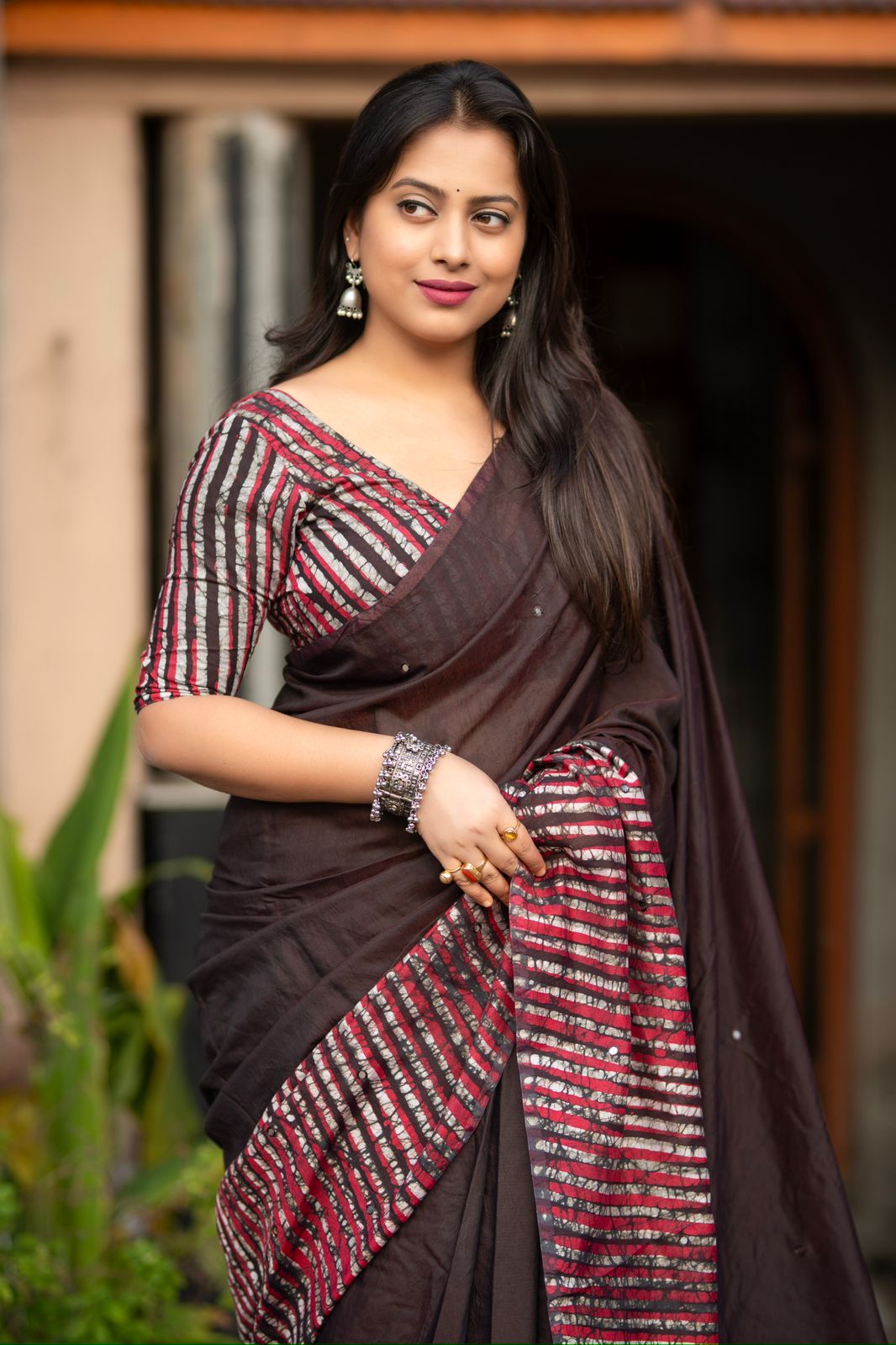 Brownie Black Double Batik Leheriya Saree