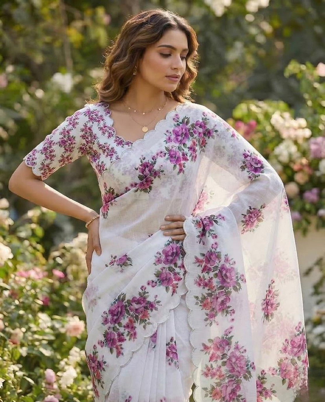 Floral Printed Saree with Scalloped Border