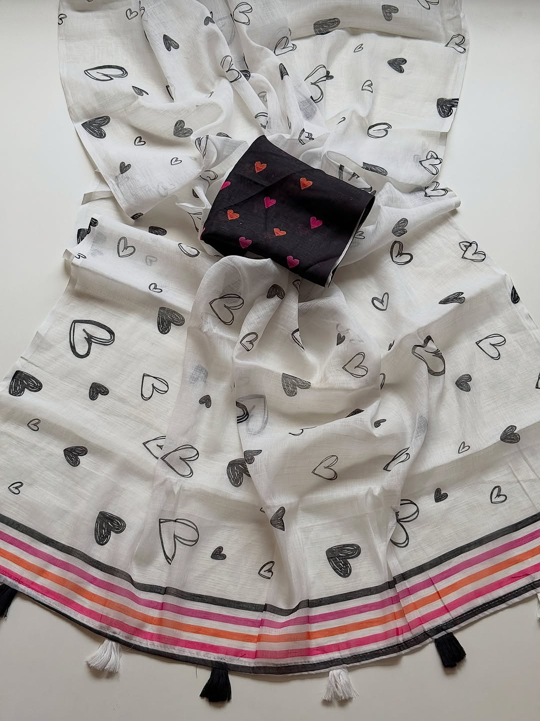 White and Black Heart-Print Saree with Multicolored Striped Border